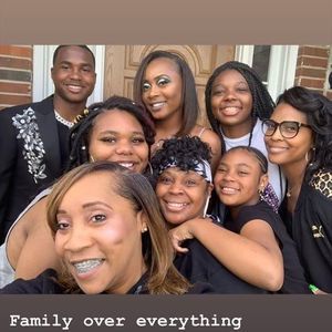 Meet your Posher, Krystal